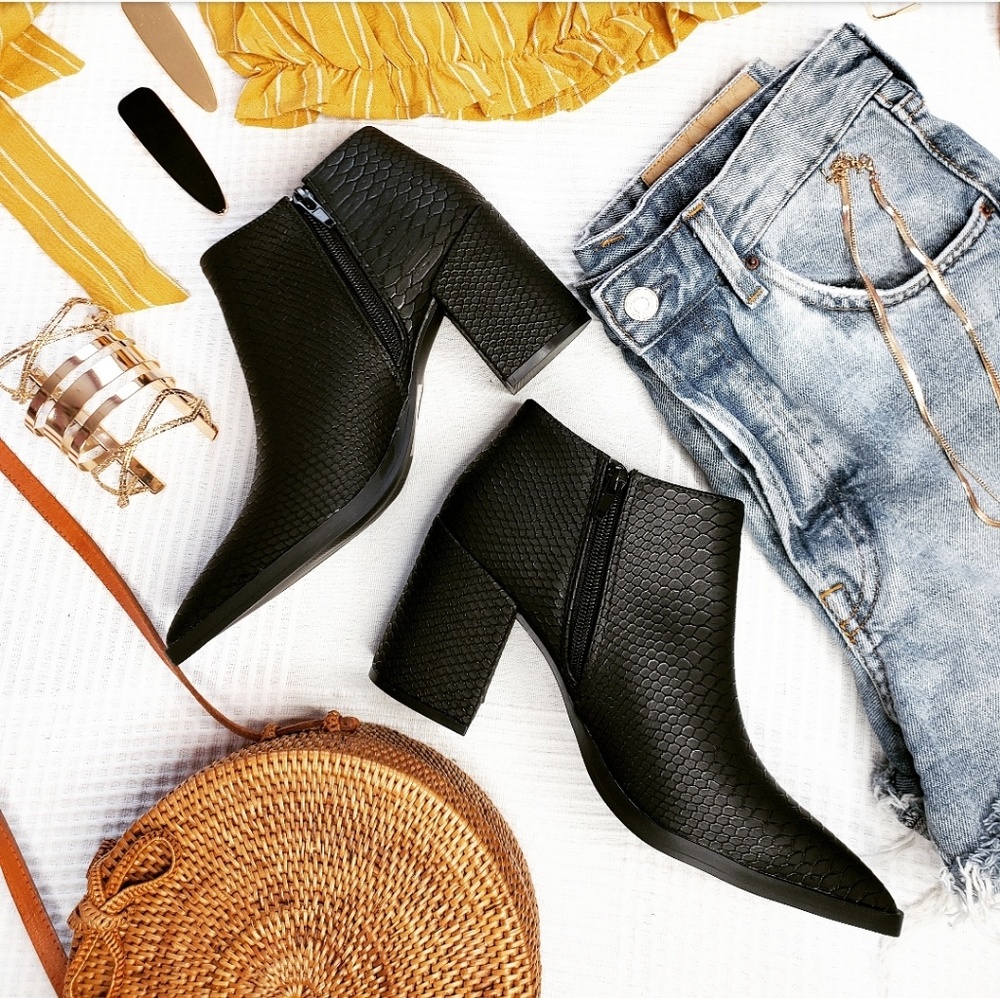 🚨Last Pair🚨//The Alena// black bootie - Picture 7 of 8